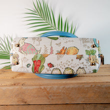 Load image into Gallery viewer, Signare Beatrix Potter Peter Rabbit Tapestry Convertible Bag