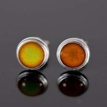 Load image into Gallery viewer, Sterling Silver Round Mood Stud Earrings