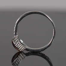 Load image into Gallery viewer, Sterling Silver Oval Mood Ring