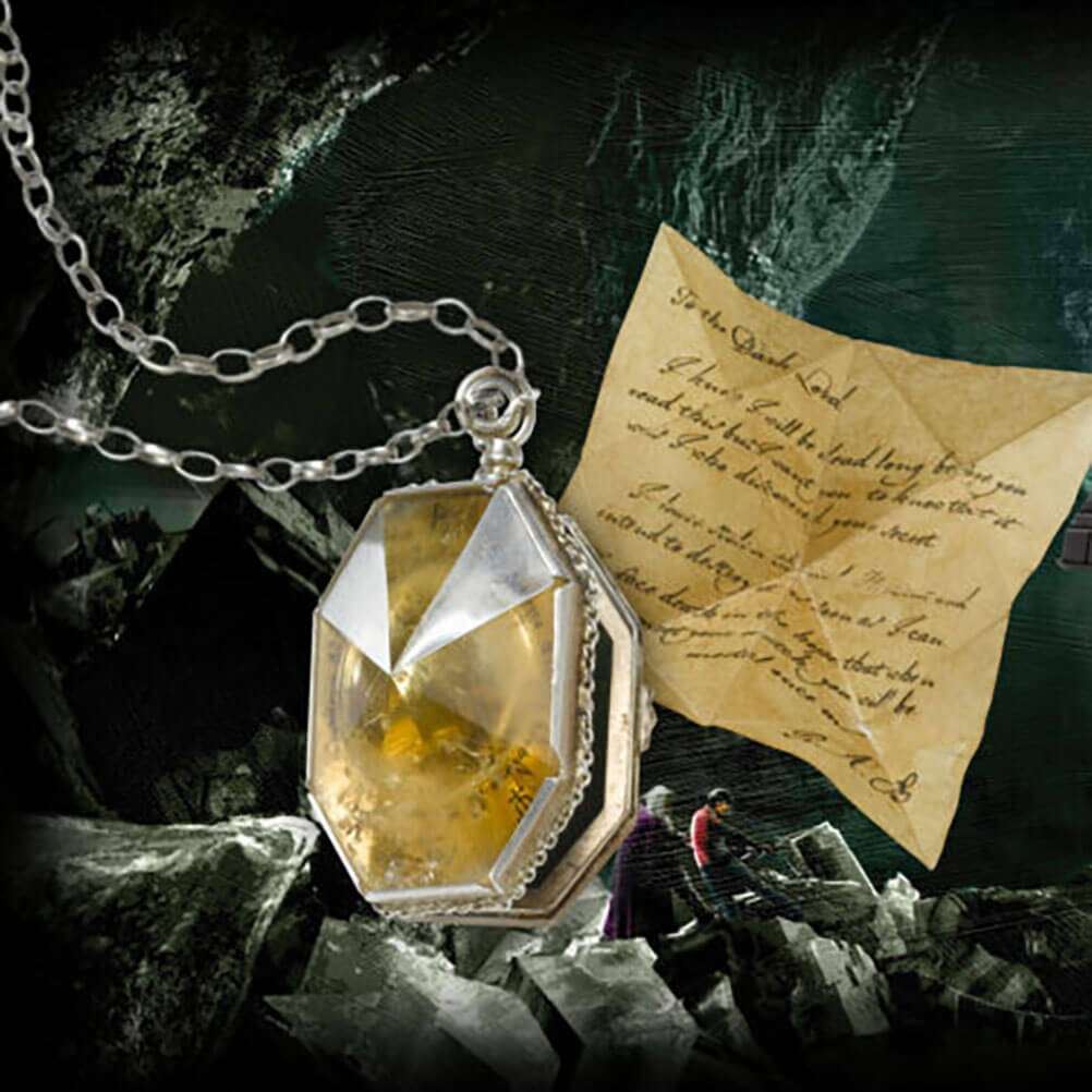 Harry Potter Cave Locket with Display Case