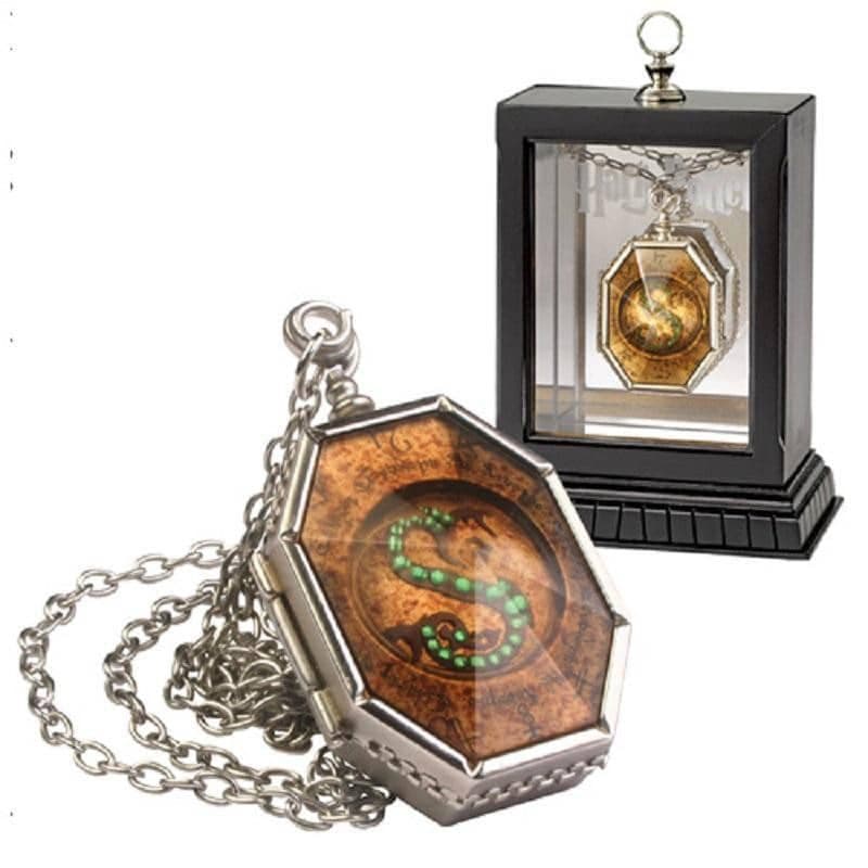 Harry Potter Horcrux Locket with Display Case.